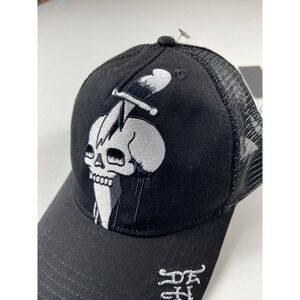 Ed Hardy Hat Black Mesh Trucker‎ Cap Skull And Dagger One Size Fits All Snapback